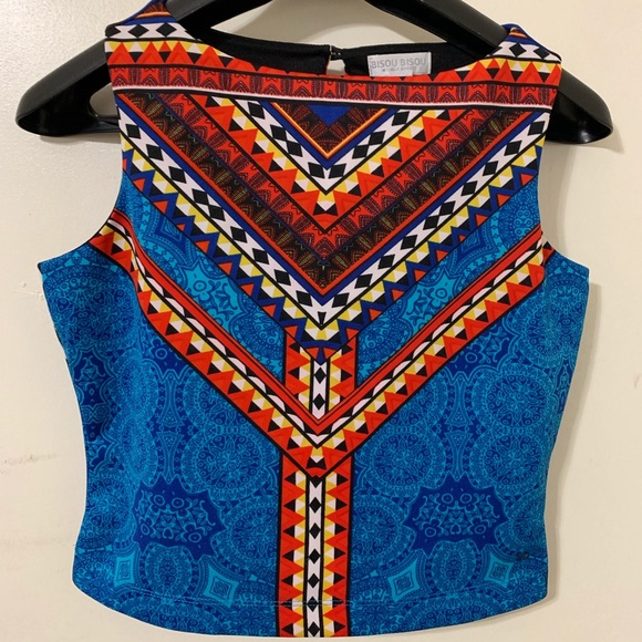 Bisou Bisou crop top - Picture 1 of 3